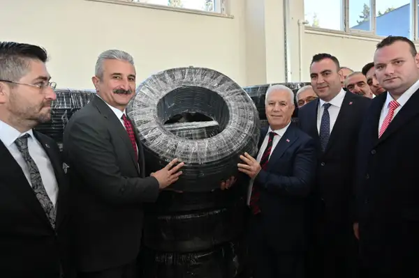 Bursa Büyükşehir Belediyesi’nden çiftçiye destek 