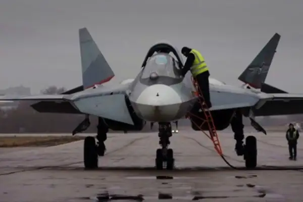Rusya, beşinci nesil motorla SU-57 savaş uçağının ilk deneme uçuşunu gerçekleştirdi