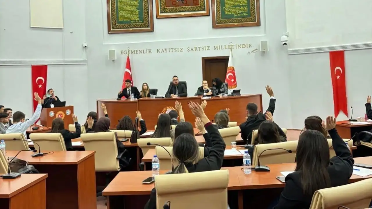 SDÜ’de Meclis simülasyonu
