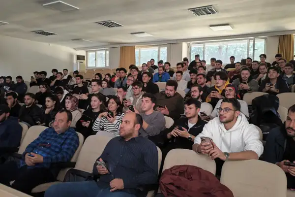 Bursa’da ‘E-Atıksız Zihinler Dijital Bilgi Yarışması’ düzenlendi 