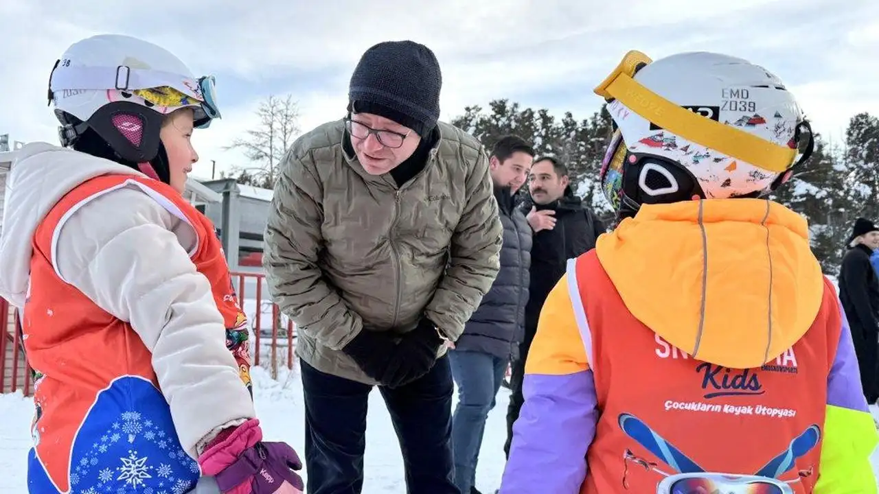 Kristal Kar Diyarında Vali Polat ve 