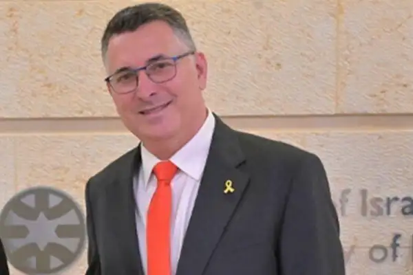 Saar: Almanya ile ilişkilerimiz yükselen bir trendde