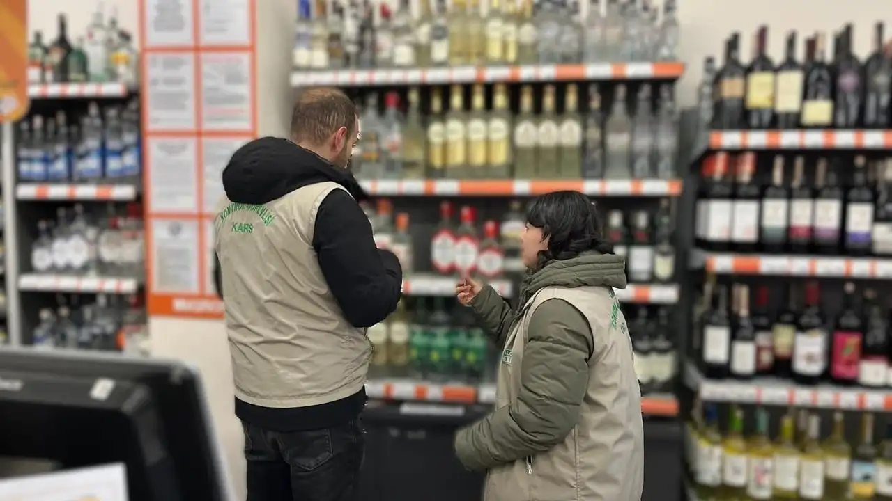 Kars’ta güvenilir gıda seferberliği: Yılbaşı öncesi denetimler sıkılaştırıldı