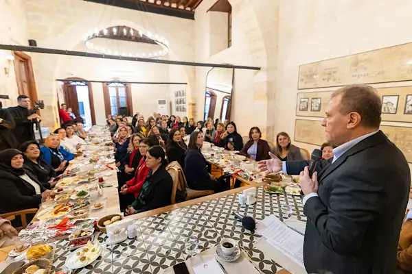 Başkan Seçer, kadın muhtarlarla 5 Aralık programında buluştu