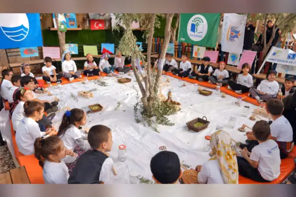 Alanya'da zeytin kırma etkinliği düzenlendi