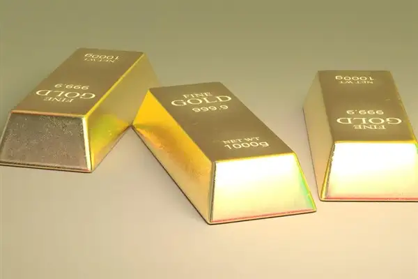 Altın 4.530 dolar ile yeni rekor düzeyine yükseldi