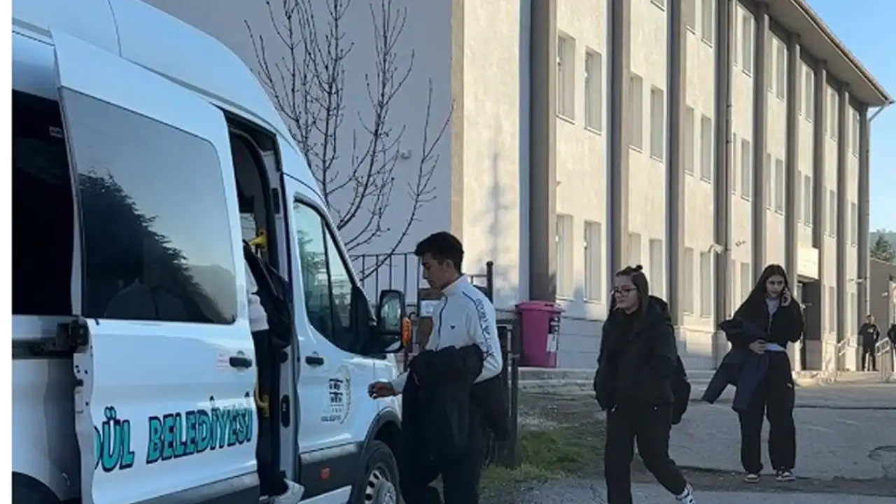 Güdül’de eğitimde örnek uygulama: Ücretsiz servis hizmeti