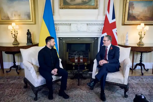 Zelenski, ABD barış anlaşması taslağı için Starmer ile görüşecek