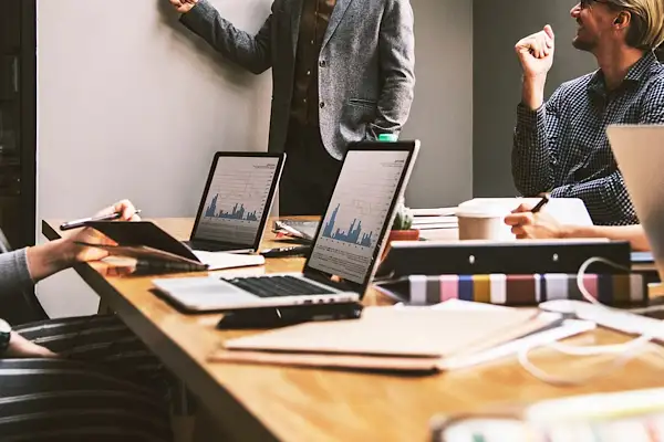 BIST 100'de dalgalı ve kararsız bir seyir takip ediliyor