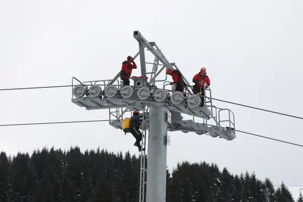 Çambaşı Kayak Merkezi'nde tatbikat yapıldı