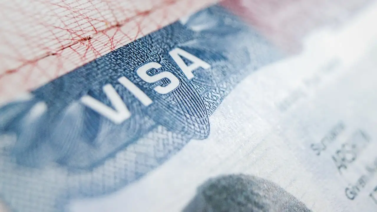 Karadağ, Türk vatandaşlarına vize muafiyetini yeniden başlatıyor