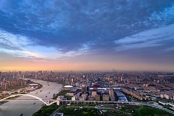 Xi’den KİT'lere talimat