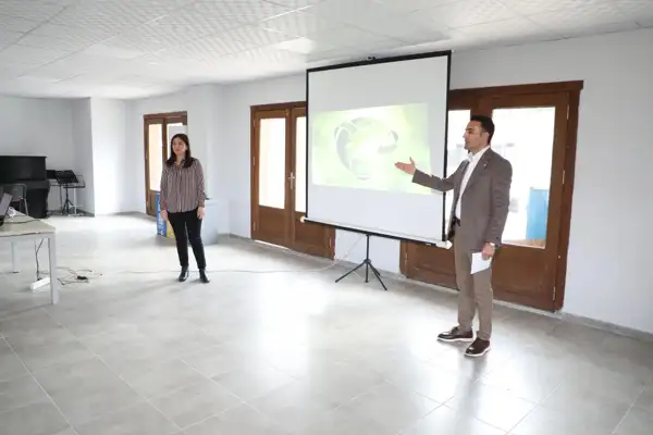 Menderes Belediyesi'nden sıfır atık eğitimi