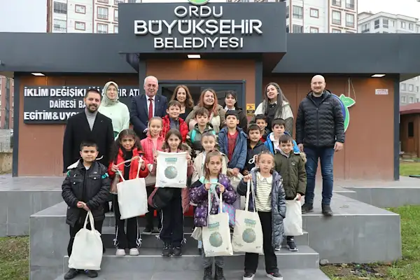 İklim Değişikliği ve Sıfır Atık Eğitim Merkezi çocuklara kapılarını açtı