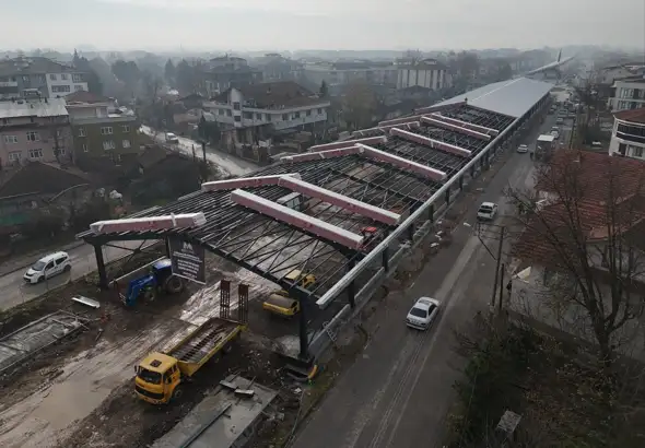 Düzce'de Tuhafiyeciler Pazaryeri ve Fuar Alanı’nın yapımı devam ediyor