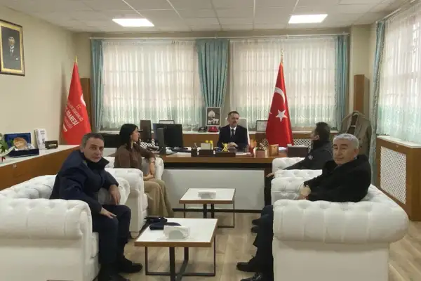 Vali Aktaş, İl Göç İdaresi Müdürlüğü Gündoğdu Geri Gönderme Merkezini inceledi