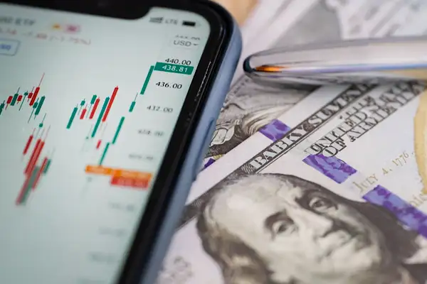 Fed'in faiz indirimine devam edeceği beklentisiyle dolar endeksi geriledi