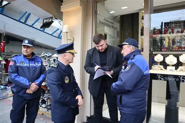 İzmit’te kamu alanı işgallerine denetim