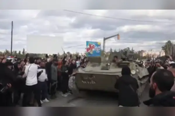 Suriye hükümeti birlikleri, çatışmaların ardından Latakia ve Tartus'a konuşlandırıldı