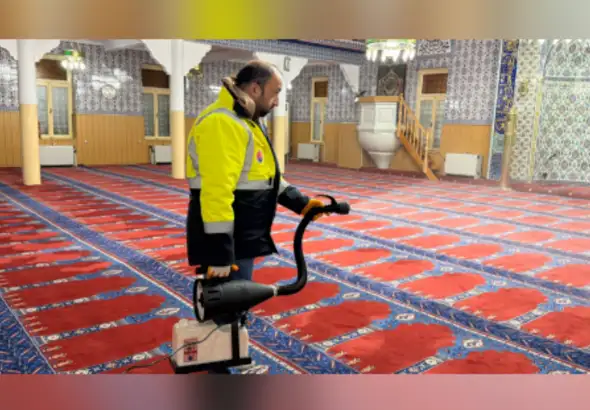 Karabük'te Regaip Kandili dolayısıyla ibaethanelerde çalışma gerçekleştirildi