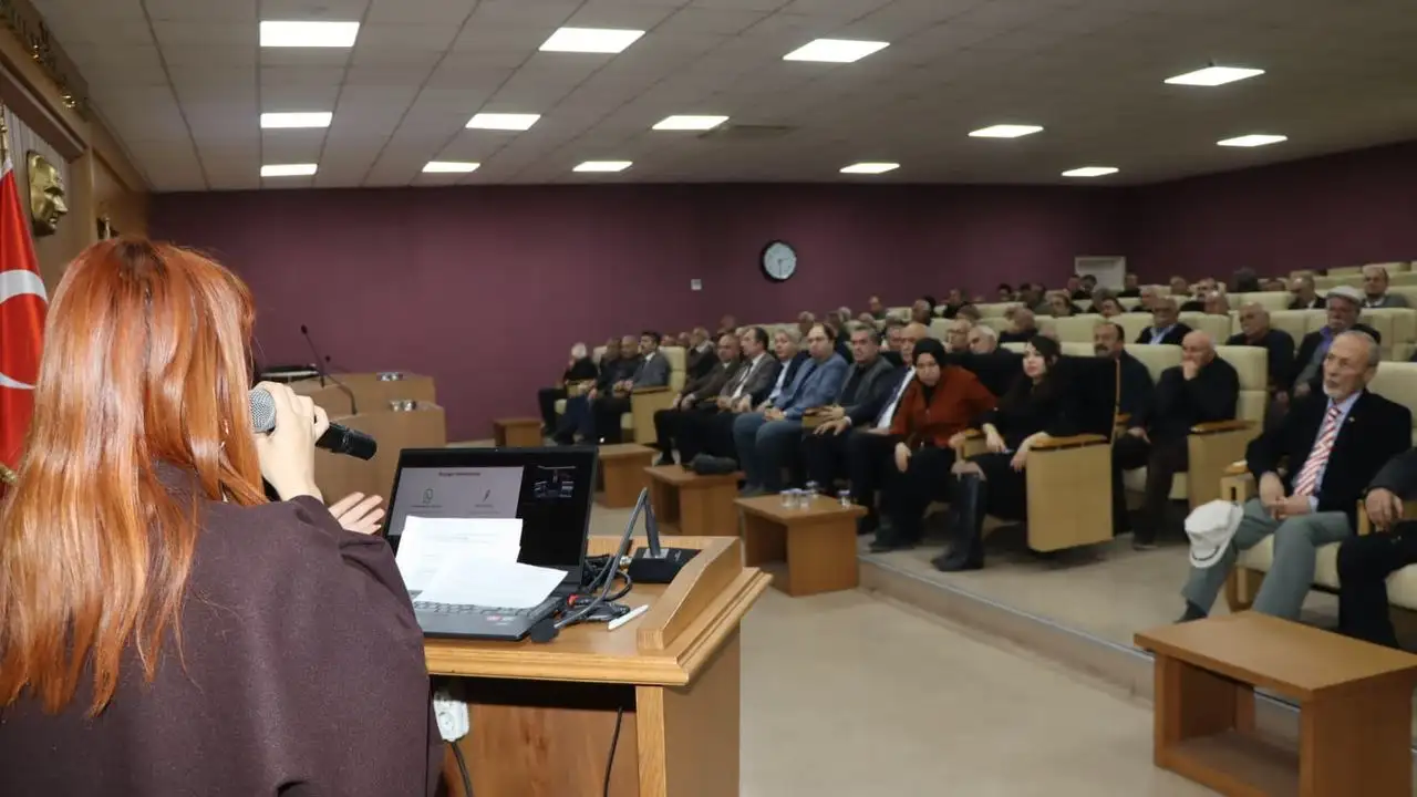 Bilim Merkezi ile Üniversiteden “Siber Dayanışma” semineri