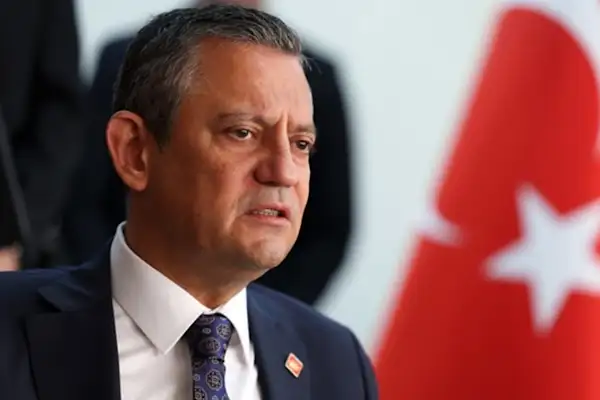 CHP Genel Başkanı Özel’den CTP Genel Başkanı İncirli’ye tebrik ziyareti