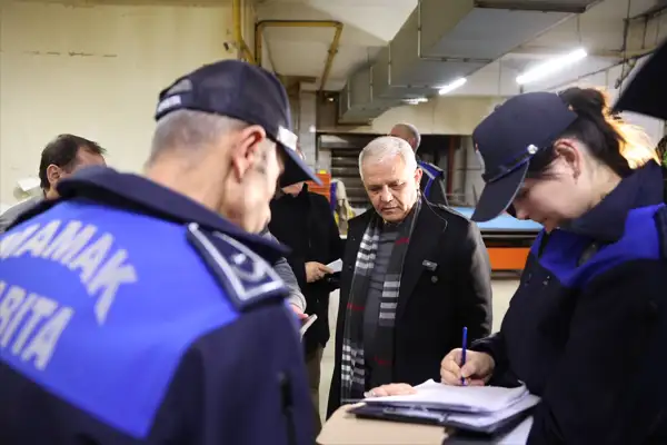 Başkan Şahin, zabıta ekipleriyle denetim gerçekleştirdi