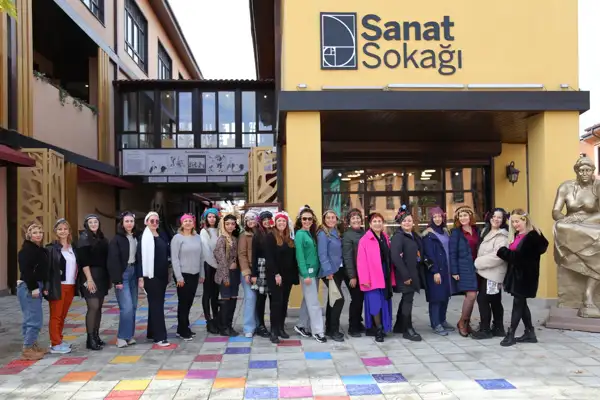 Eskişehir'de “Cumhuriyet Kadını ve Giysilerle Anılar” atölyesi düzenlendi