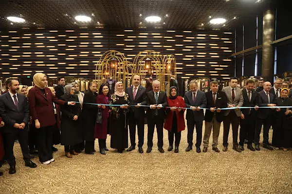 Konya’da 17. Altın Dokunuşlar Festivali ve Gazze Kermesi açıldı