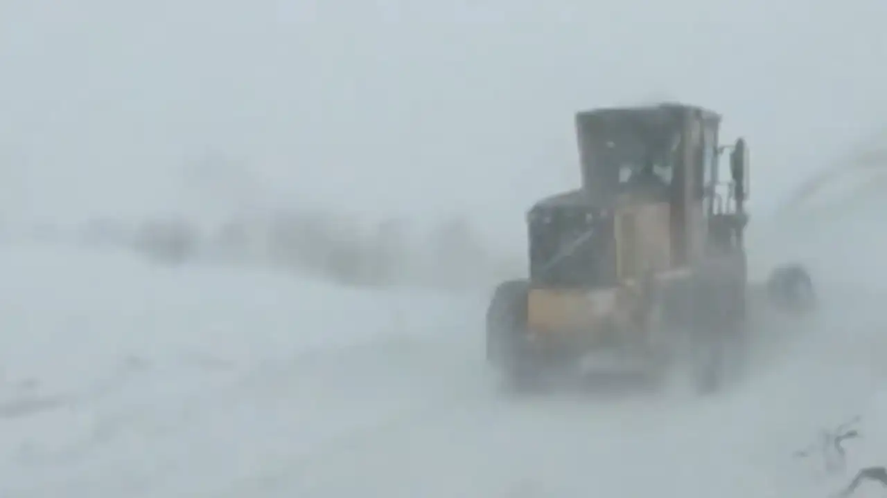 Artvin Ardanuç’ta Çığ: Ekipler bölgeye sevk edildi