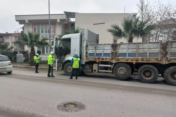 Balıkesir'de ağır tonajlı araç denetimleri sürdürülüyor