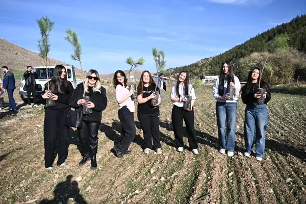 Mamak’ta fidan dikimi gerçekleştirildi