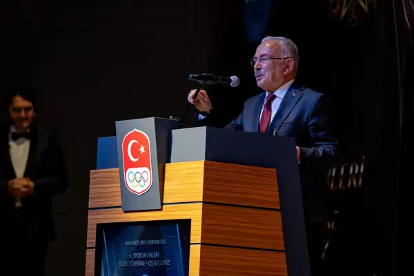 Başkan Gürel'e “Spora ve Sporcuya Destek Veren Yönetici” ödülü