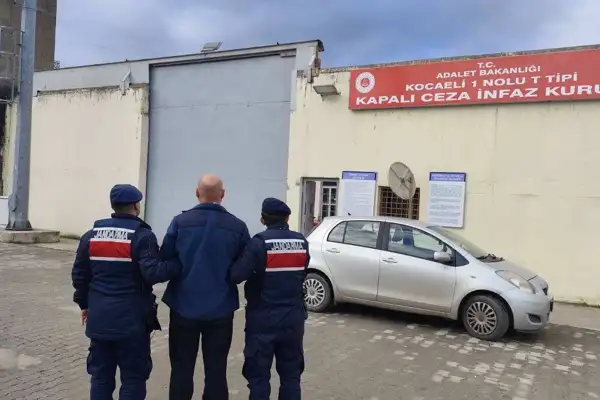 Kocaeli’nde hapis cezasıyla aranan şahıs yakalandı