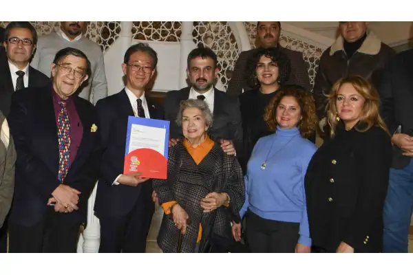 AKK, diplomatik temaslarına bir yenisini daha ekledi