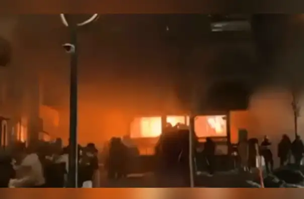 İsviçre kayak merkezinde barda meydana gelen patlamada çok sayıda kişi hayatını kaybetti