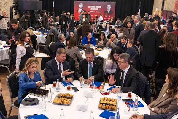 Tugay: Yerel medya susturulamaz; demokrasinin vazgeçilmezidir