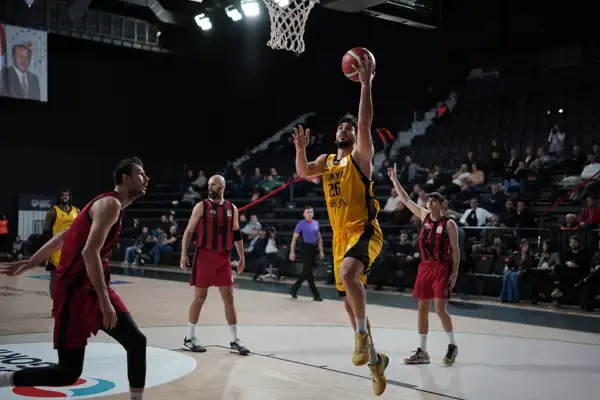 Konya Büyükşehir Belediyespor, Gaziantep Basketbol'u mağlup etti