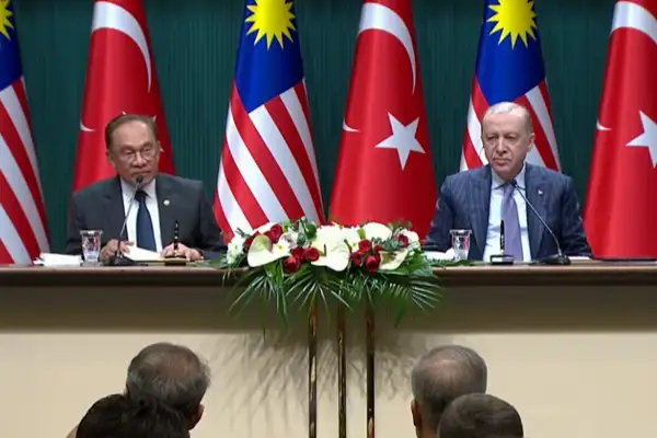 Erdoğan: Malezya’nın ülkemizdeki yatırımlarını artırmasını arzu ediyoruz