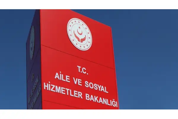 Bakanlık, gece kulüplerinde çocuk çalıştırıldığı iddialarına açıklık getirdi