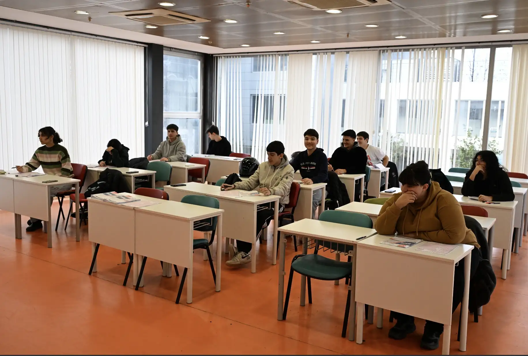 Manisa'da MABEM ödüllü öğrenci alım sınavı gerçekleştirildi