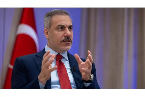 Bakan Fidan, İranlı Mevkidaşı Erakçi ile görüştü