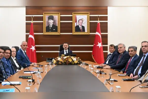 Vali Aktaş, yardımcılarıyla toplantı yaptı