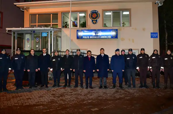 Kırşehir Valisi Demiryürek'ten yılbaşında çalışan personele ziyaret