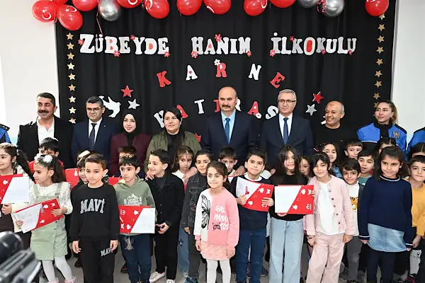 Batman’da 170 bini aşkın öğrenci karne heyecanı yaşadı