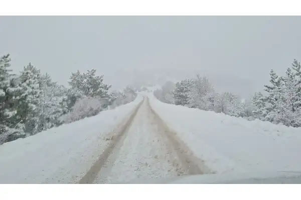 Başkentin tarihi ve turistik ilçesi Beypazarı’nda kar yağışı