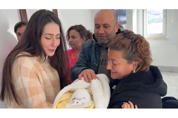 “Geçici Koruyucu Aile” modelinin 100’üncü Bebeği ailesiyle buluştu