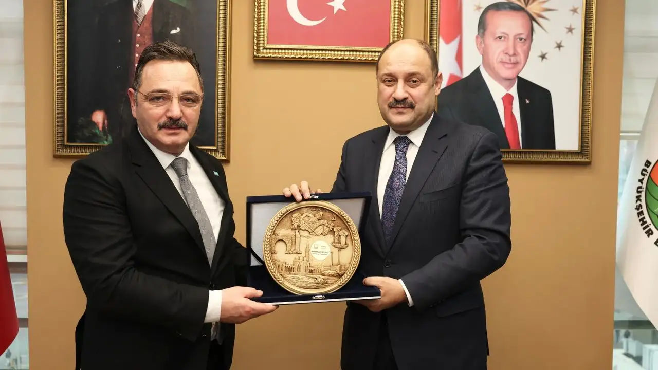 Başkan Gülpınar, TİMBİR heyetini ağırladı