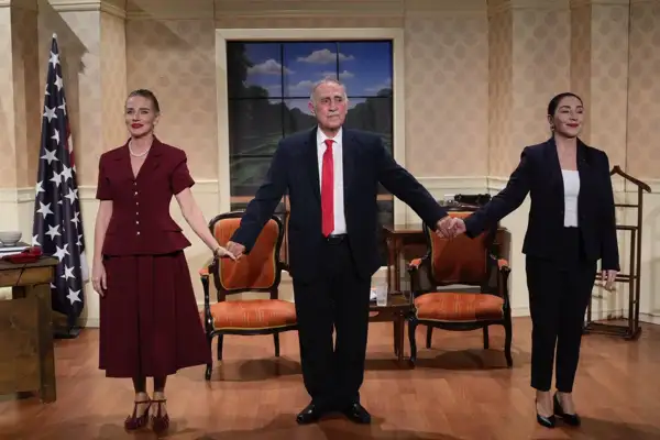 'Olaylar Çok Büyük' oyunu sahneledi