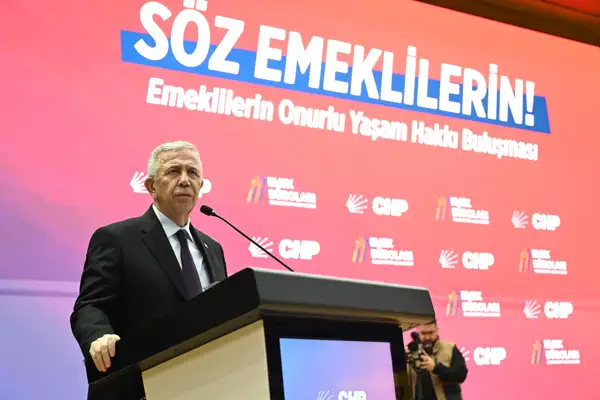 Başkan Yavaş, emekliler buluşmasına katıldı 